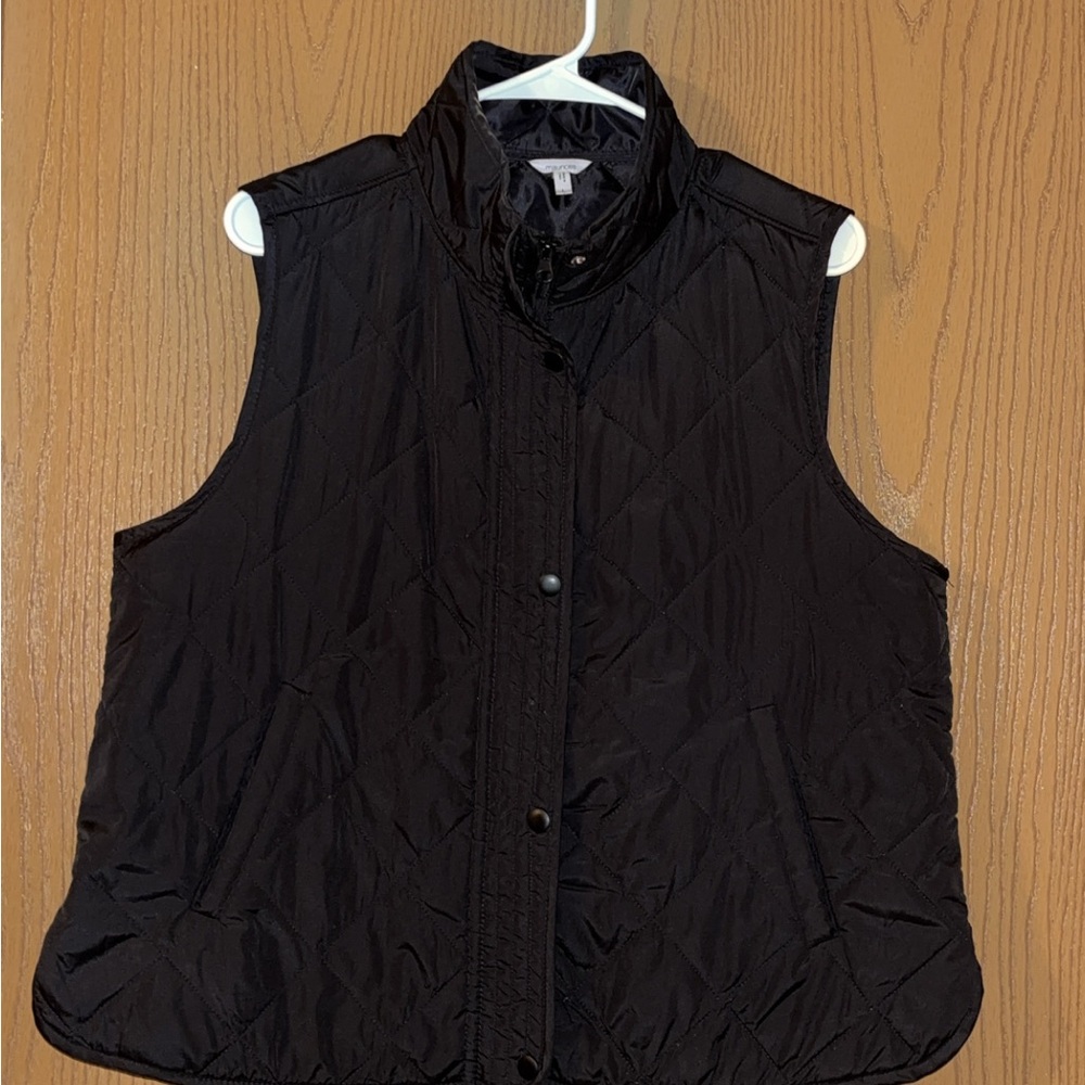 Maurices Black Sleeveless Quilted Vest